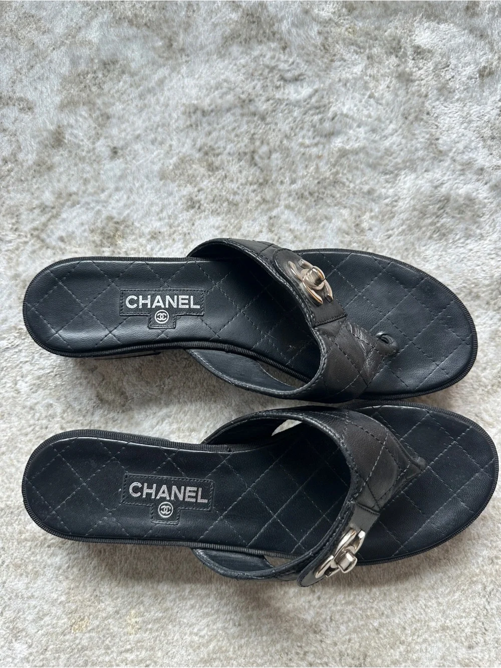 Chanel Black Quilted Leather CC Thong Sandals – Size 38.5